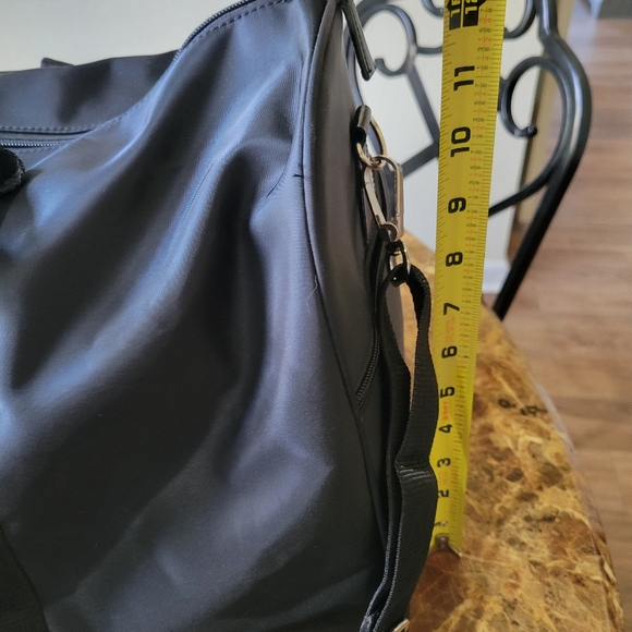 Prada Duffle bag 22x12 black - Picture 7 of 10